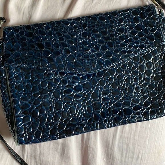 VINTAGE | latinas Montreal - Picture 5 of 5